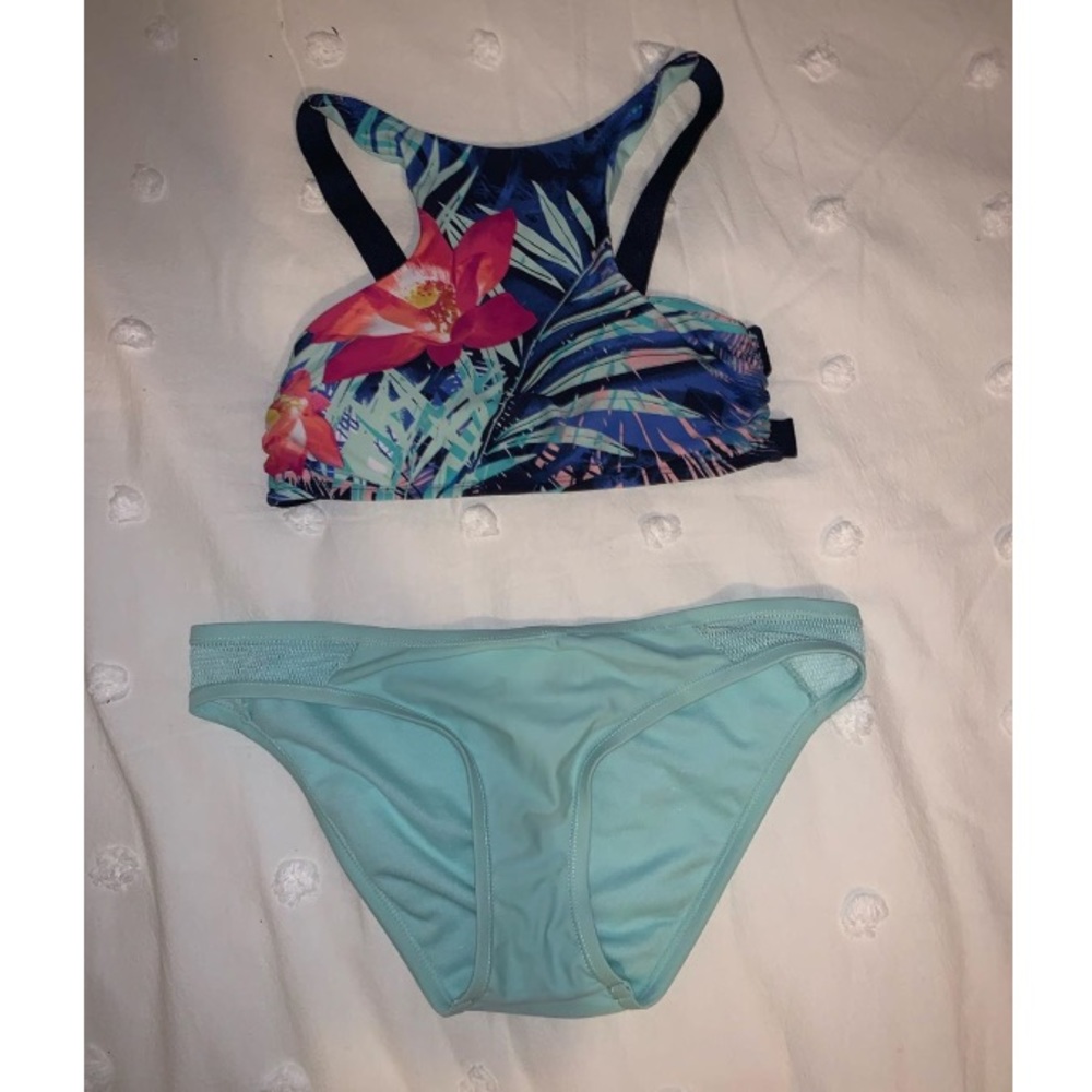 floral aqua swim set